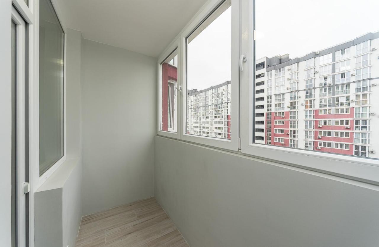 Flatrent Drahomanova 2A Apartment เคียฟ ภายนอก รูปภาพ