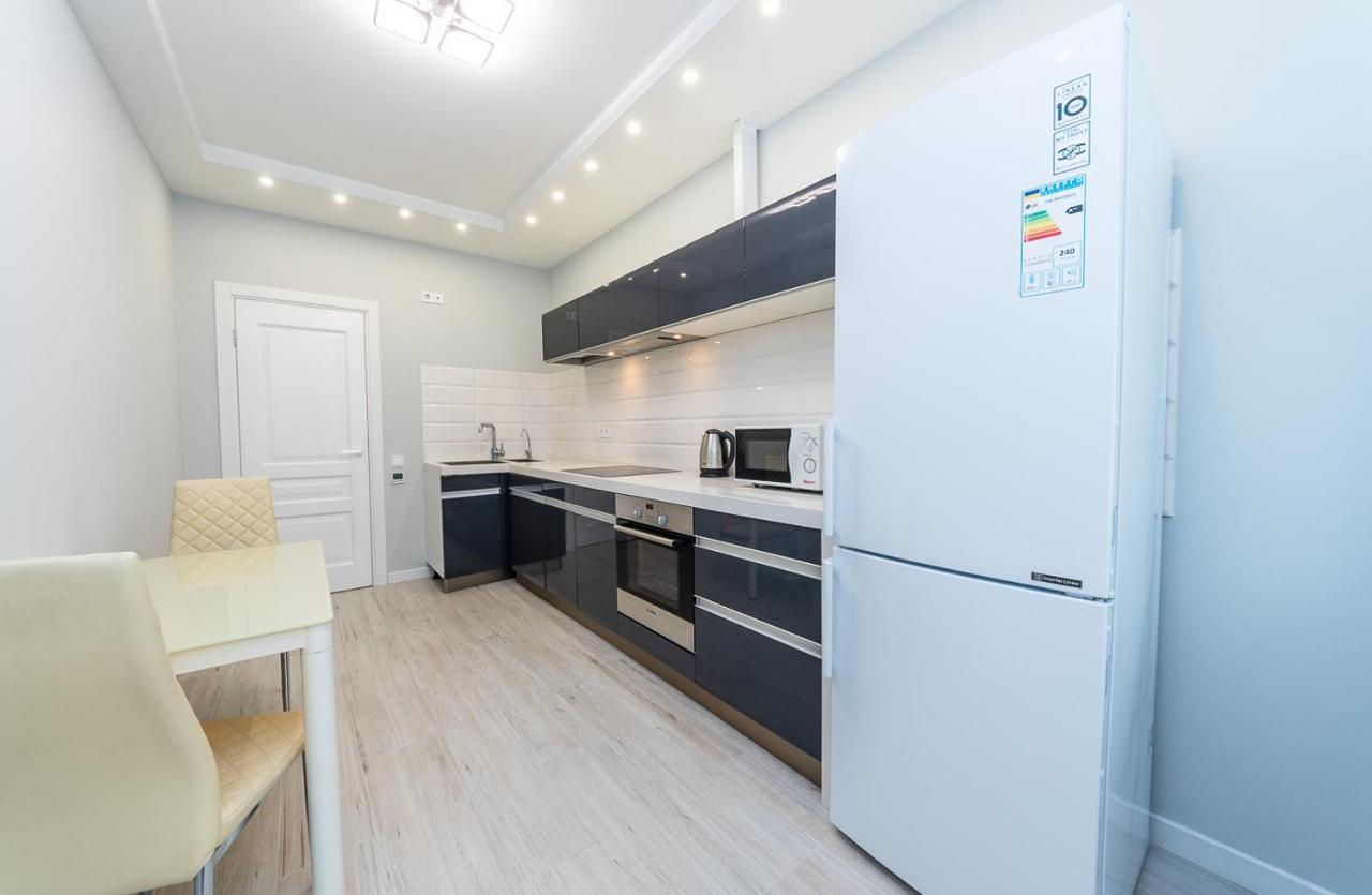 Flatrent Drahomanova 2A Apartment เคียฟ ภายนอก รูปภาพ
