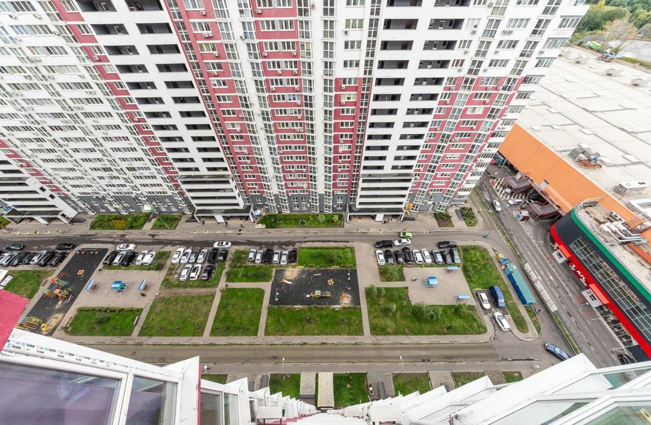 Flatrent Drahomanova 2A Apartment เคียฟ ภายนอก รูปภาพ