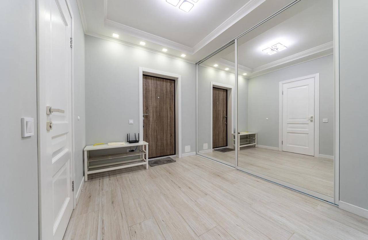 Flatrent Drahomanova 2A Apartment เคียฟ ภายนอก รูปภาพ