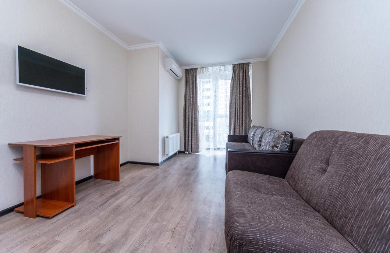 Flatrent Drahomanova 2A Apartment เคียฟ ภายนอก รูปภาพ