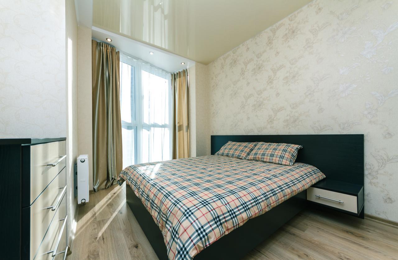 Flatrent Drahomanova 2A Apartment เคียฟ ภายนอก รูปภาพ