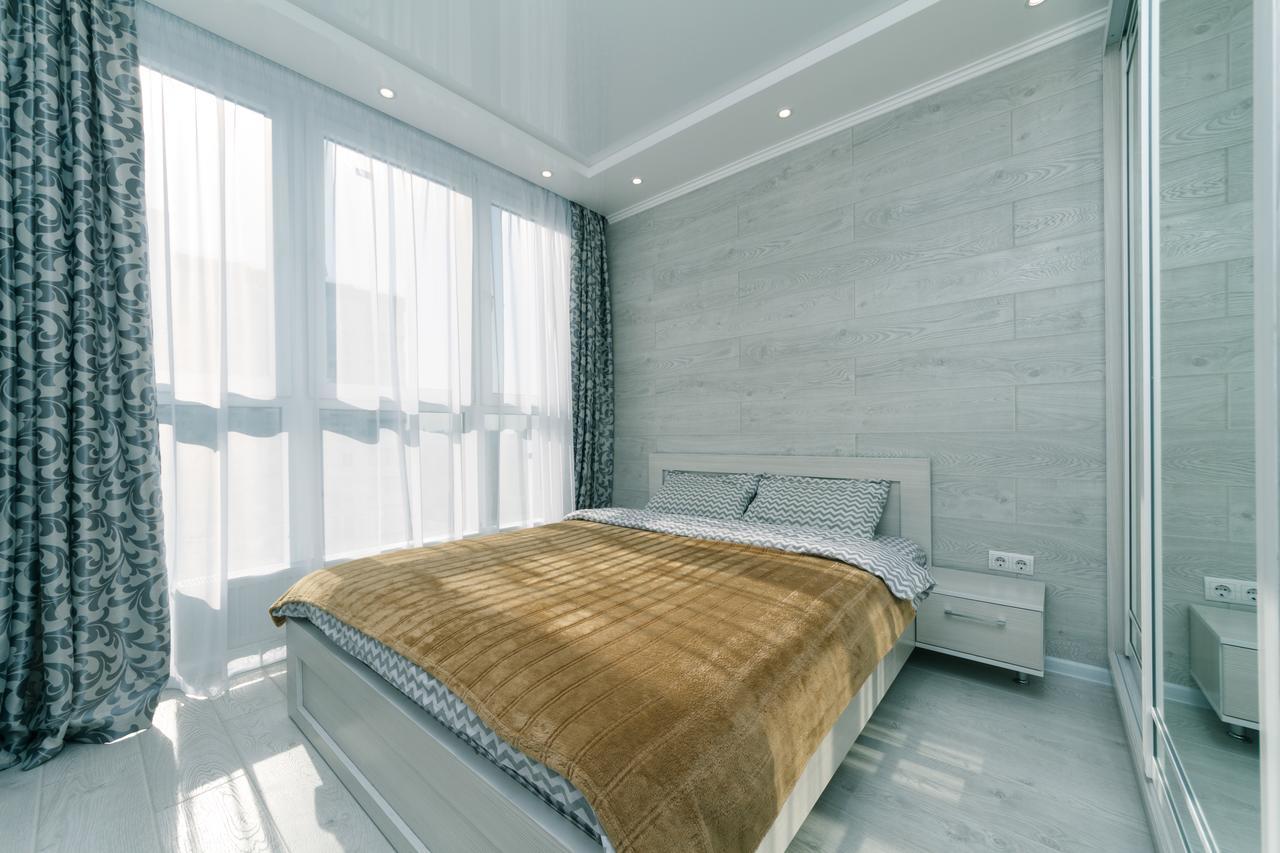 Flatrent Drahomanova 2A Apartment เคียฟ ภายนอก รูปภาพ
