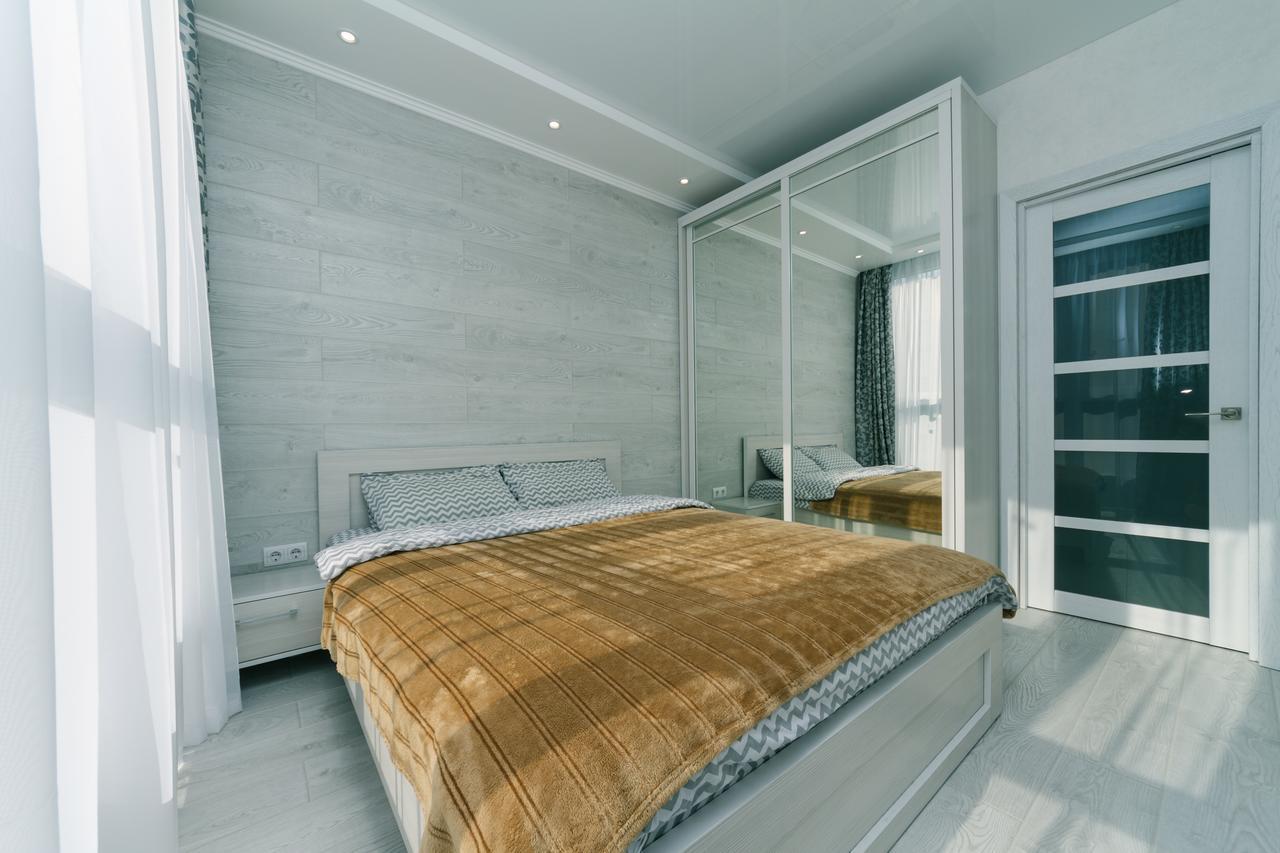 Flatrent Drahomanova 2A Apartment เคียฟ ภายนอก รูปภาพ